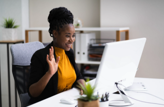 Don’t Hire Candidates Who Do These 5 Things on Zoom Interviews