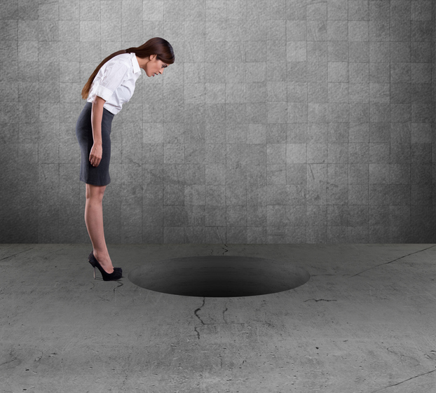 In a Hole? Don’t Decorate! 10 Ways You May Be Sabotaging a New Hire’s Success