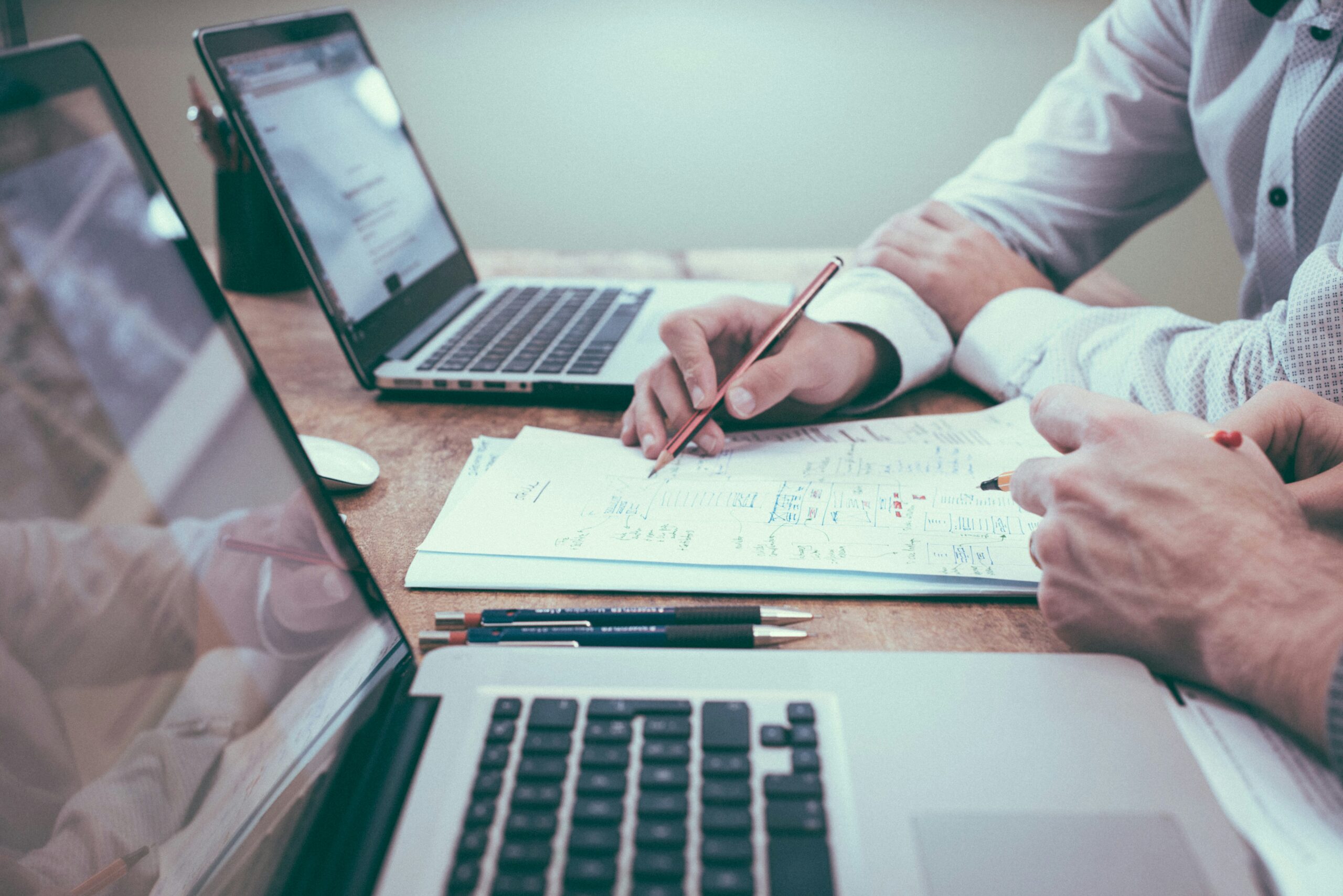 Red, White & Reviewed: Why Every Law Firm Needs a Mid-Year Ops Audit